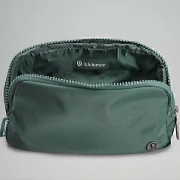 lululemon athletica Green Belt Bag - Picture 3 of 6